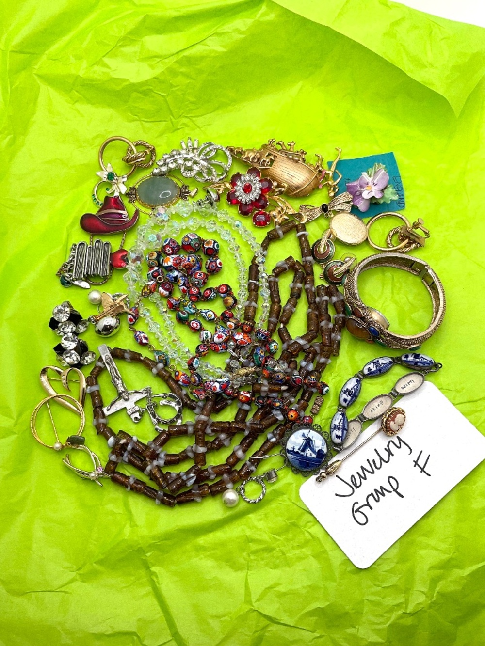 Jewelry group F mostly vintage